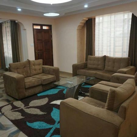 Апартаменты Nemadek Royal Park Найроби Экстерьер фото